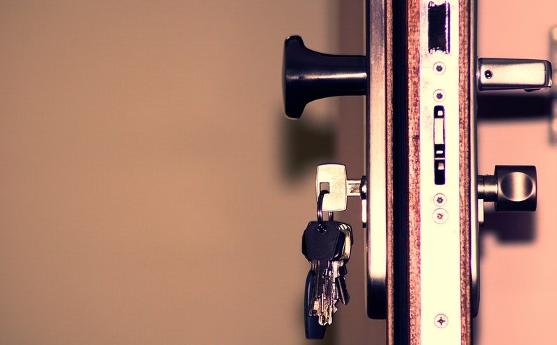 What to Do Until Your Locksmith Arrives