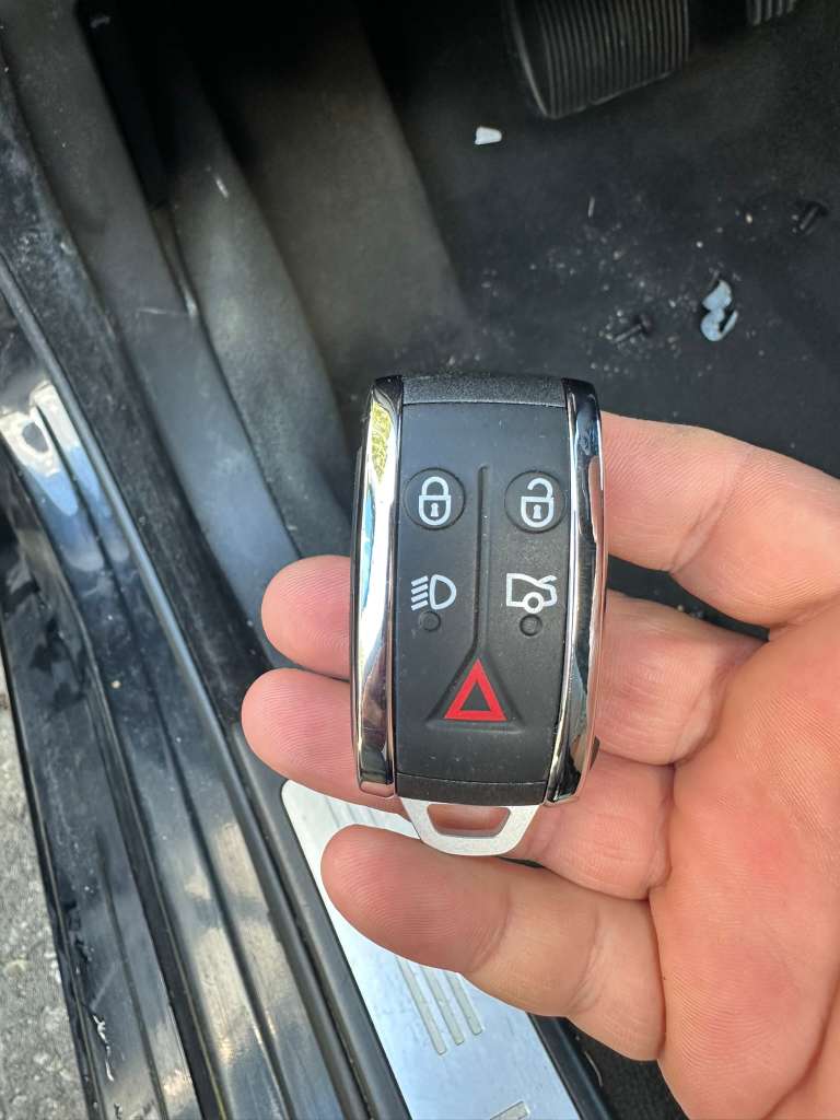 Ram Key Replacement 13 LIMU Express Locksmith limuexpresslocksmith-06